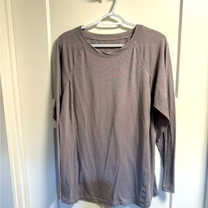 Lululemon shirt size xl
